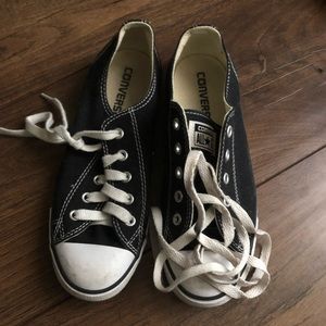 Black converse